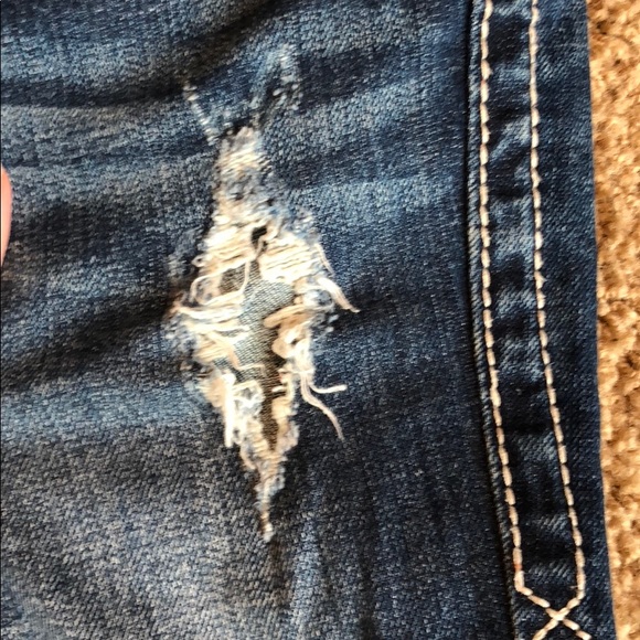 Rock Revival Noelle Capri - Picture 5 of 7